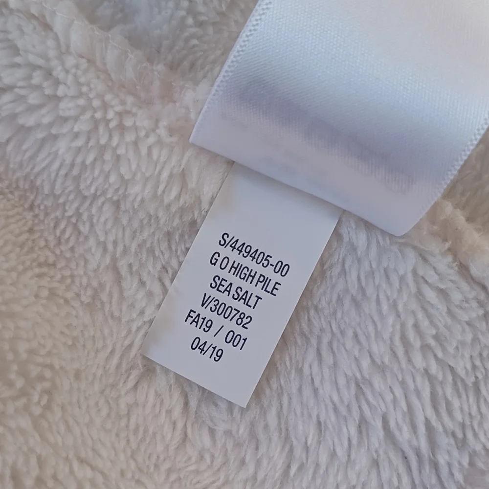 Old Navy fuzzy soft